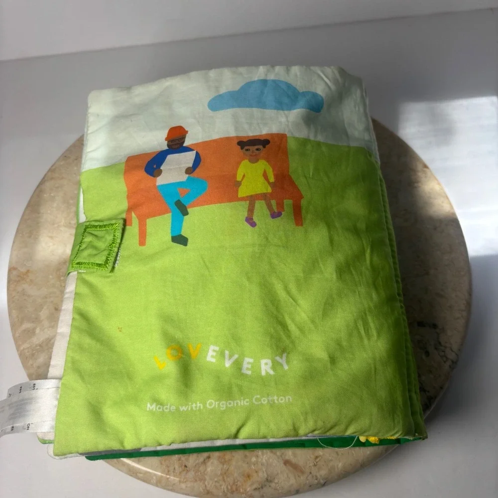 READ Lovevery Soft Cloth Book Green Plant a Seed Watch it Grow Organic Cotton‎
